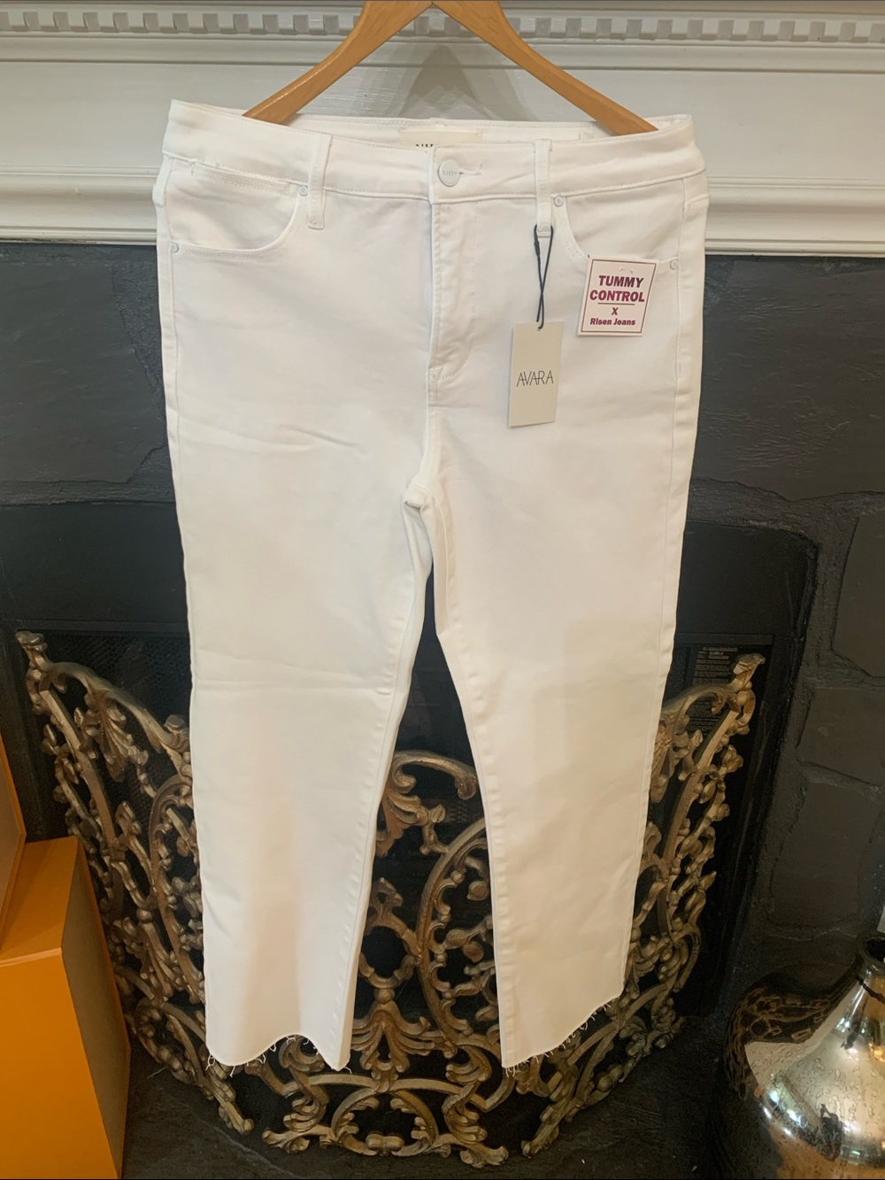 AVARA White Straight-Leg Jeans with Tummy Control